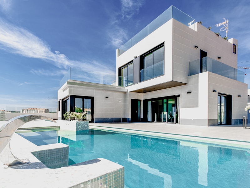Villa avec piscine vue mer